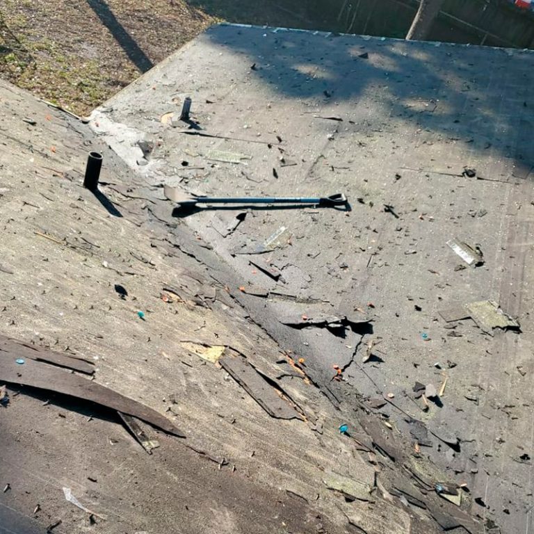 tampa-roofing-29566399-03-min